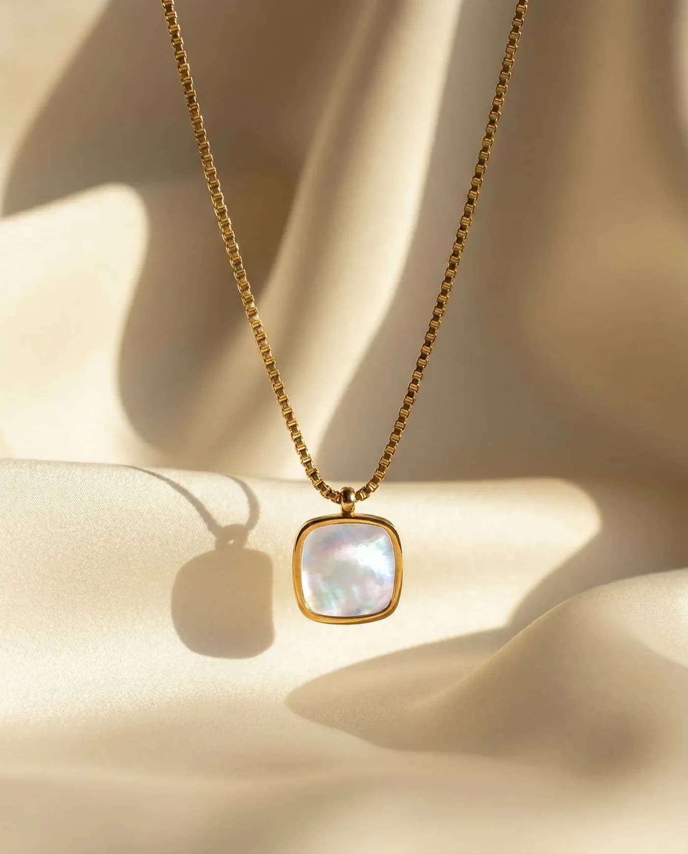 B Classy warm jewellery story